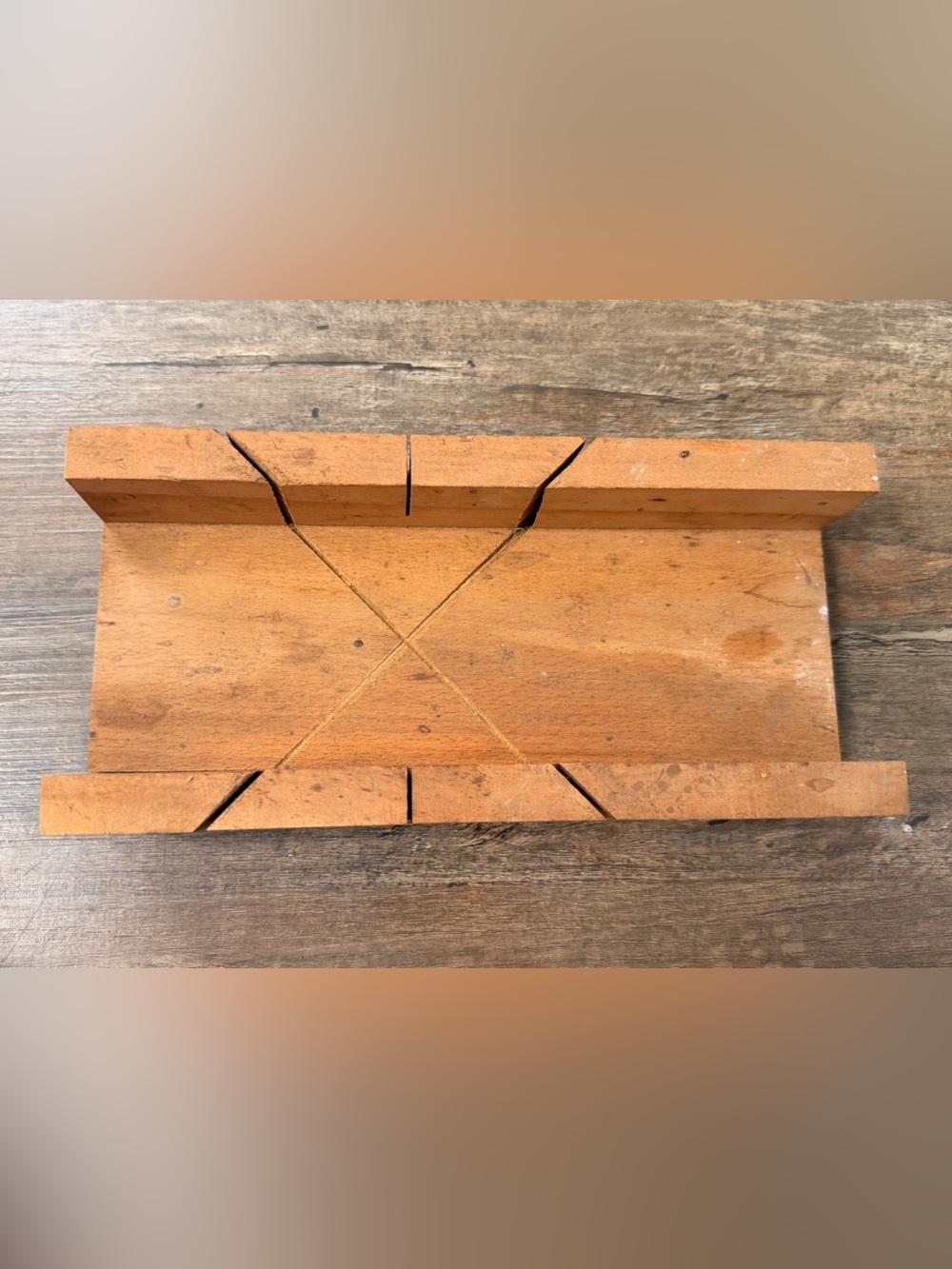 VINTAGE WOODEN MITER BOX SOLID WOOD Hercules #42